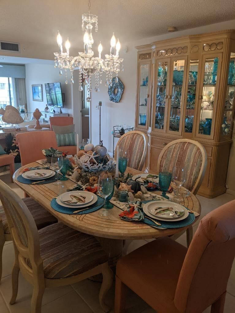 1301 Seafarer Circle 402 photo 5