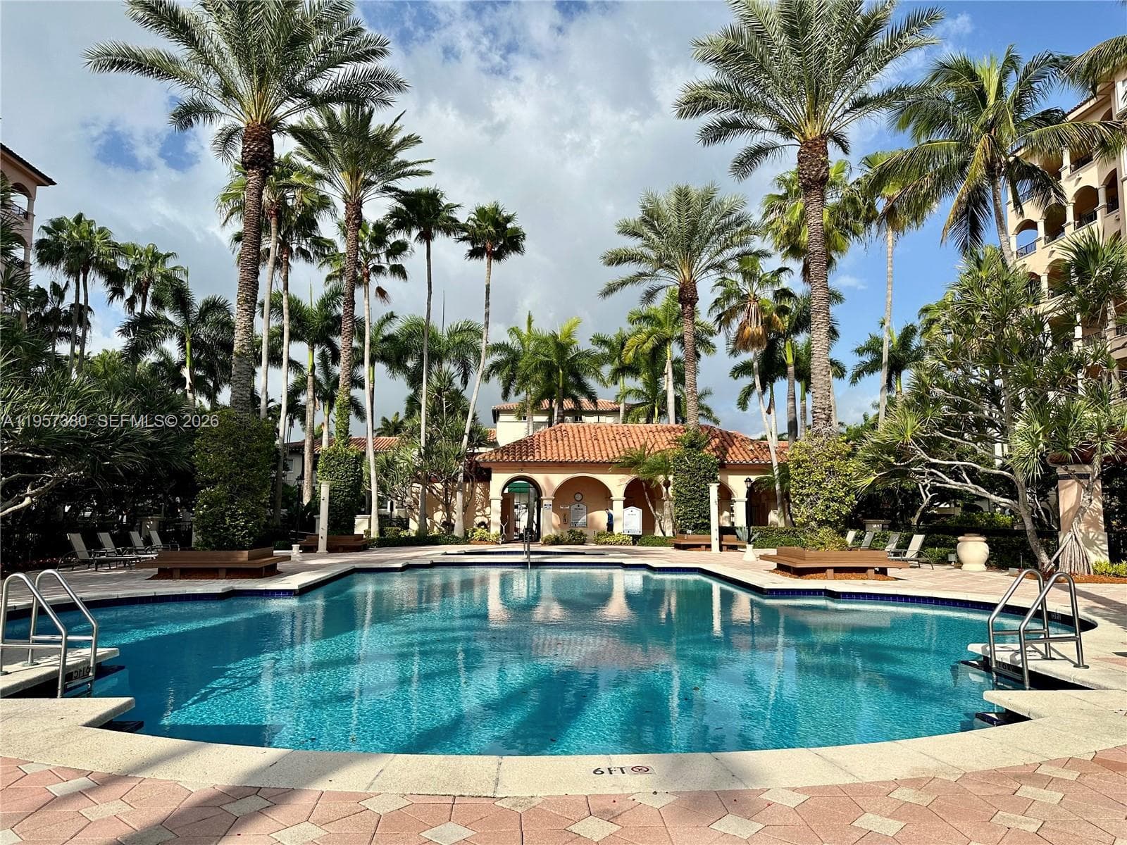 13633 Deering Bay Dr 256 photo 25