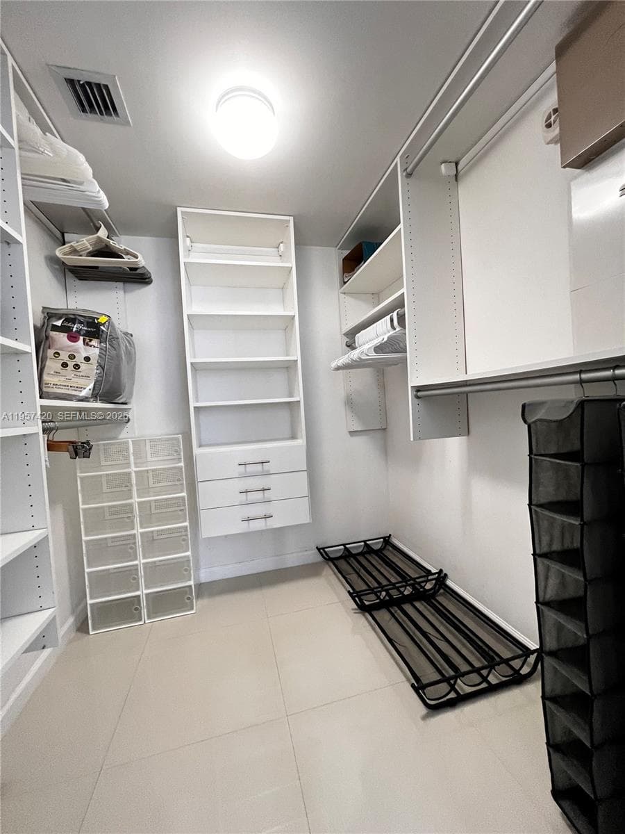 475 Brickell Ave 4511 photo 20