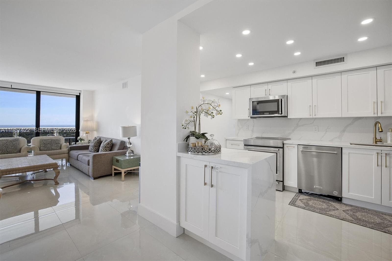 20515 E Country Club Dr 1747 photo 14