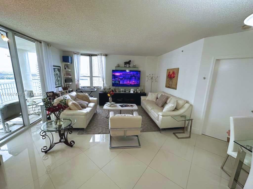 701 Brickell Key Blvd 2309 photo 3