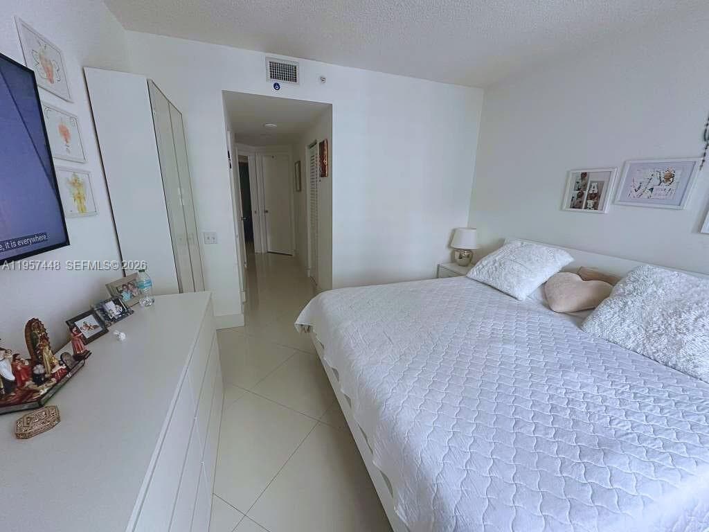 701 Brickell Key Blvd 2309 photo 8