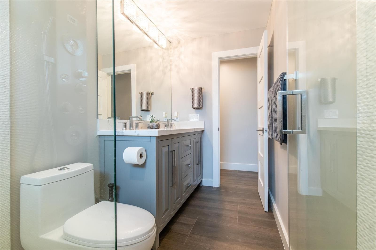 2275 SW 44th Street photo 3
