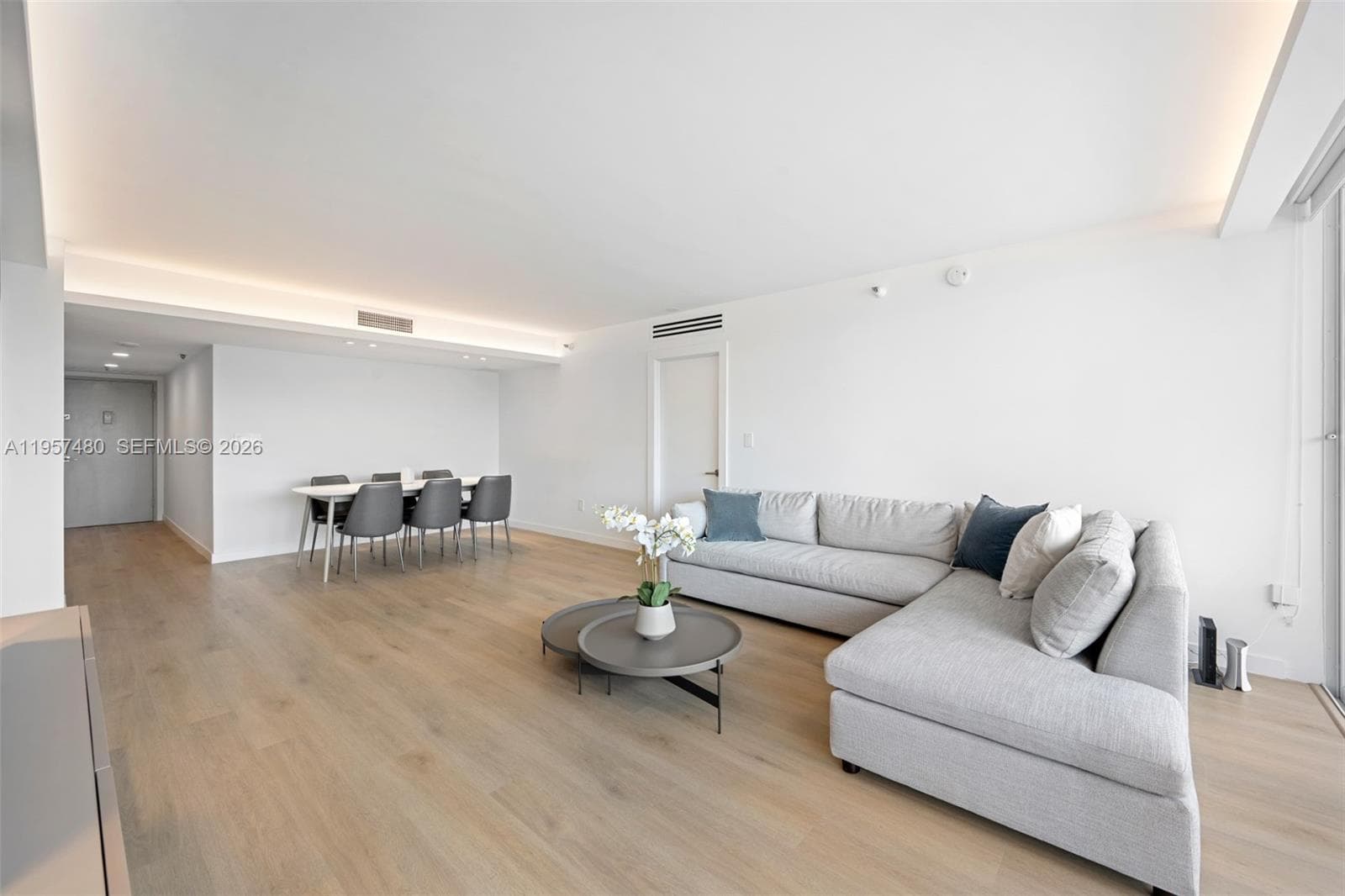 20505 Country Club Dr 231 photo 6