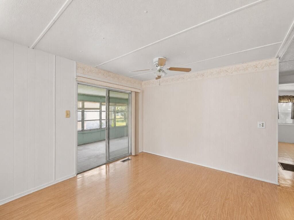 14 Golf Drive photo 25