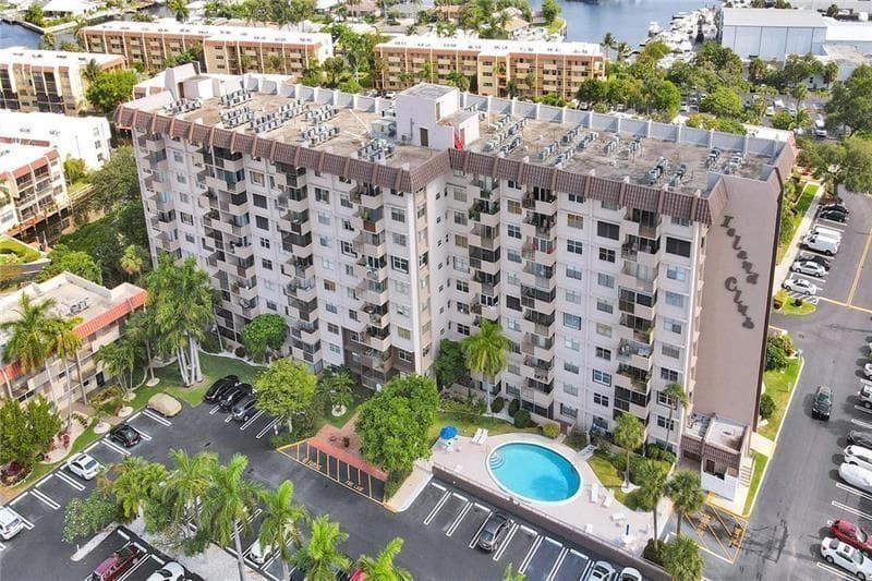 777 S Federal Highway Penthouse 16 photo 2