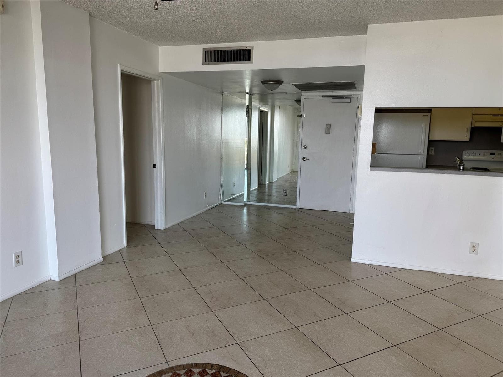 777 S Federal Highway Penthouse 16 photo 8