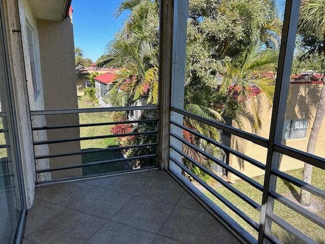 239 Golden River Drive photo 22
