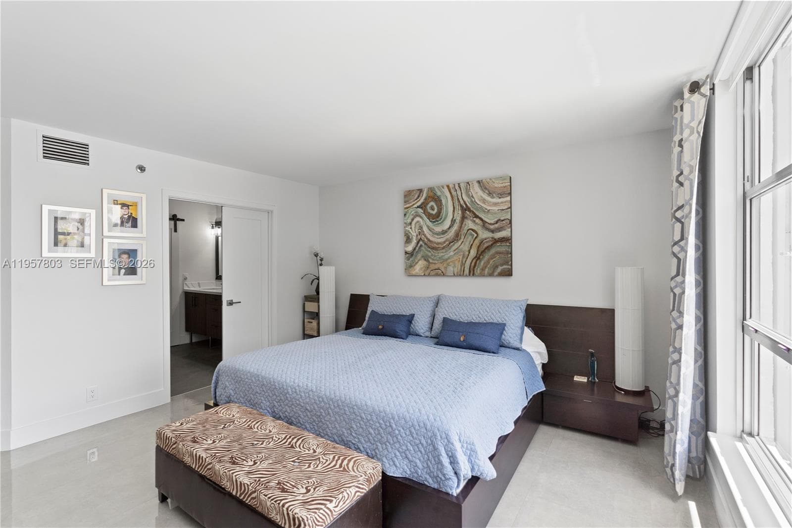3600 Mystic Pointe Dr 306 photo 14
