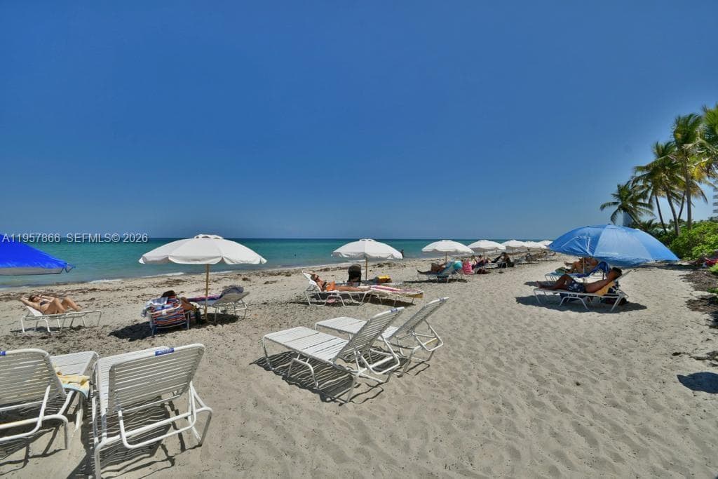 2080 S Ocean Dr 303 photo 22