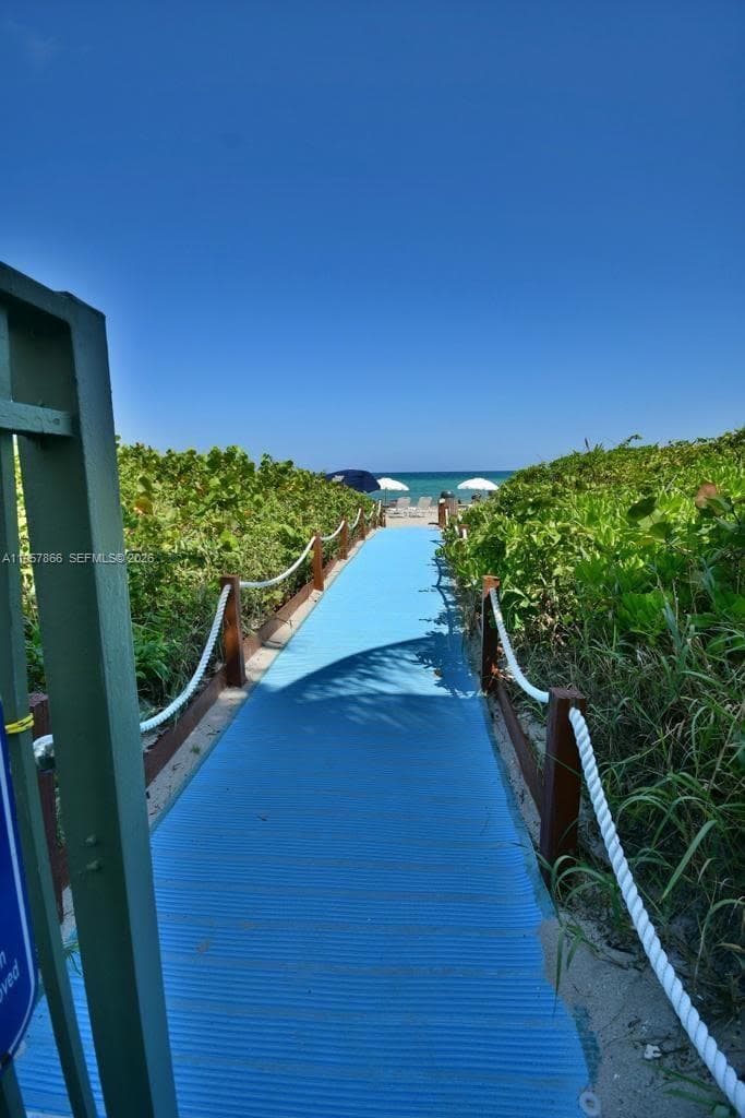 2080 S Ocean Dr 303 photo 21