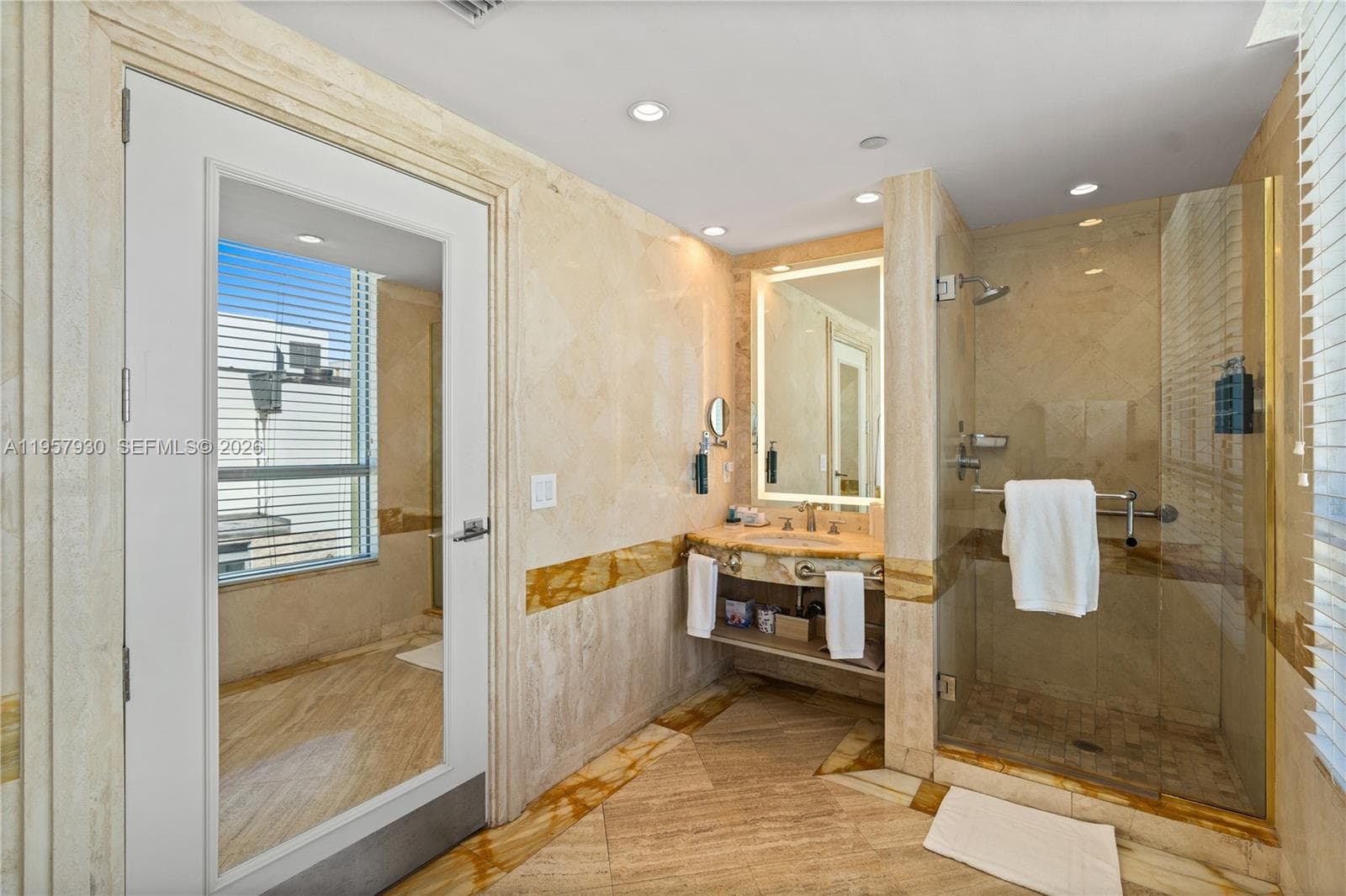 101 Ocean Dr 1003 photo 14
