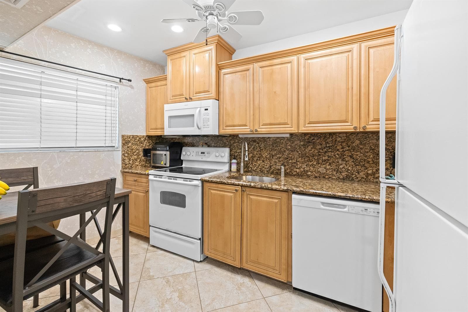 3605 S Ocean Boulevard 229 photo 8