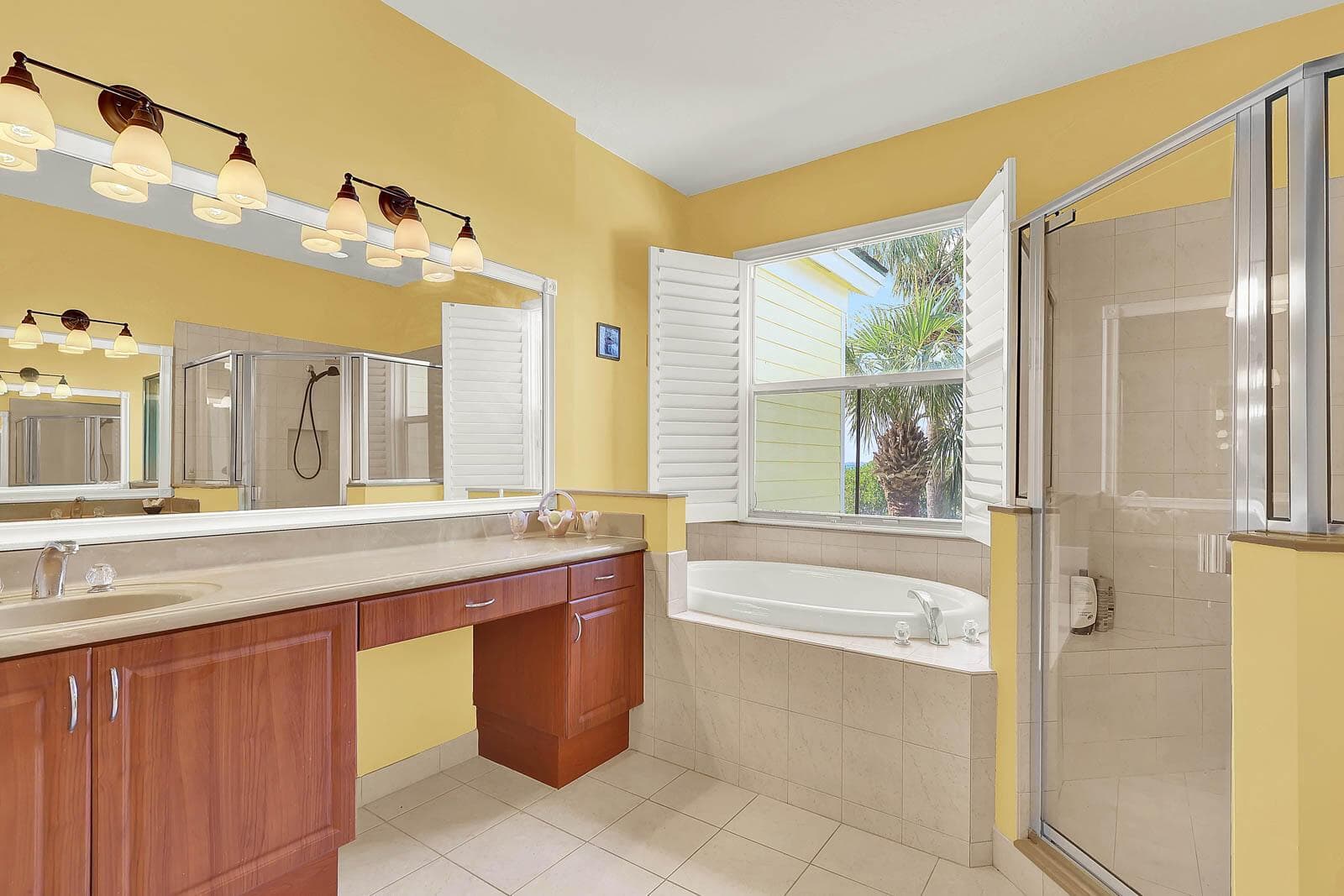 1002 Mariner Bay Boulevard 1002 photo 18