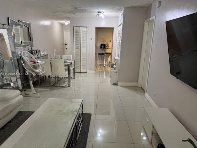 2821 N Miami Beach Blvd 2I photo 11