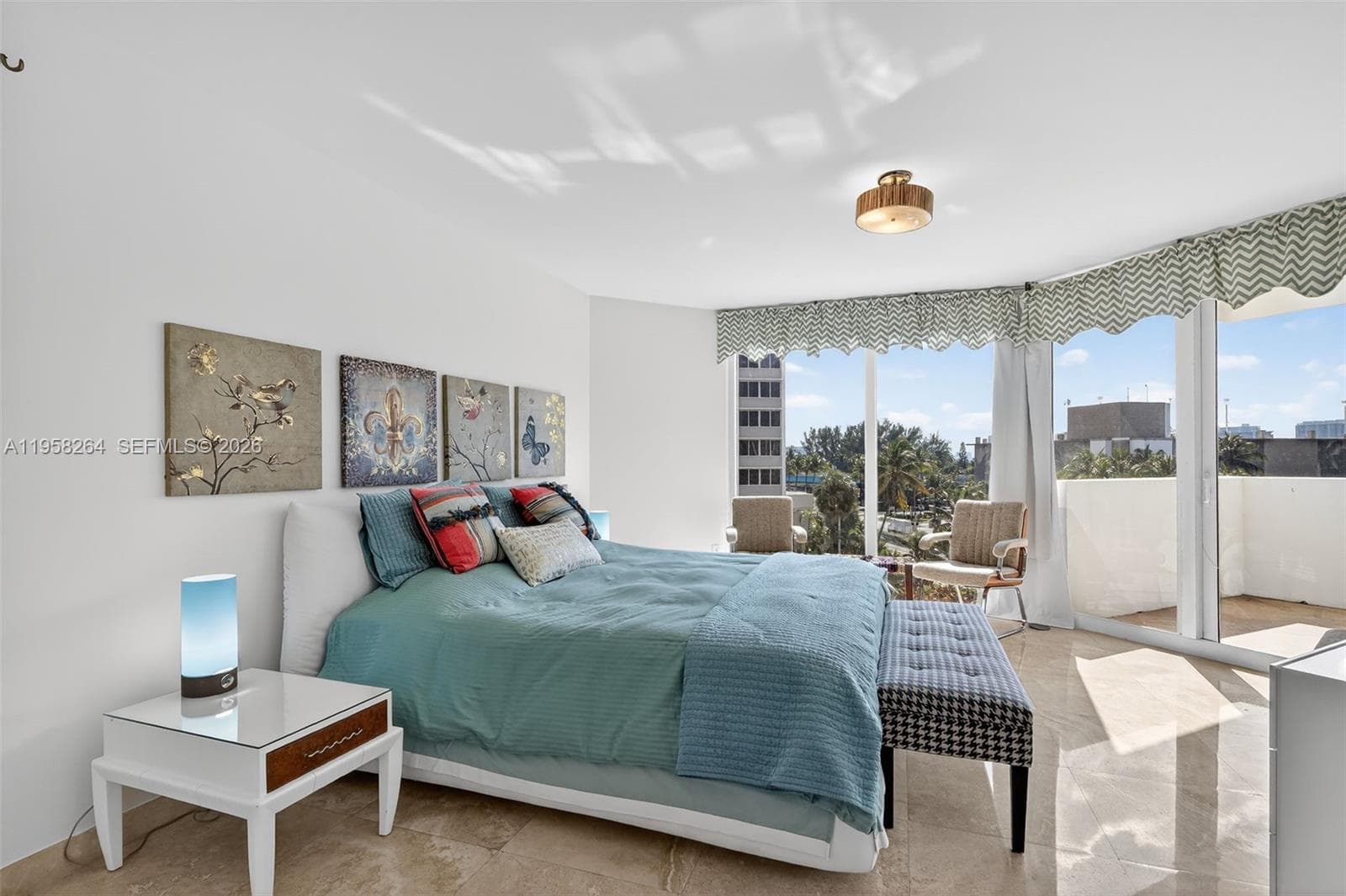 19333 Collins Ave 510 photo 23