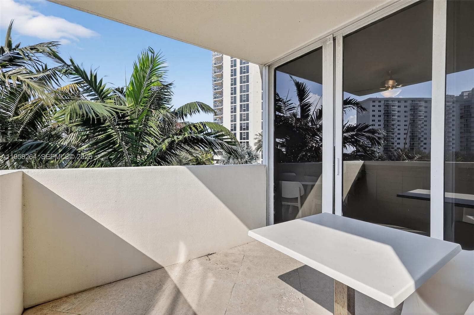19333 Collins Ave 510 photo 22