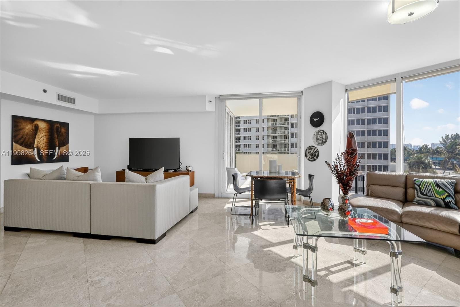 19333 Collins Ave 510 photo 7