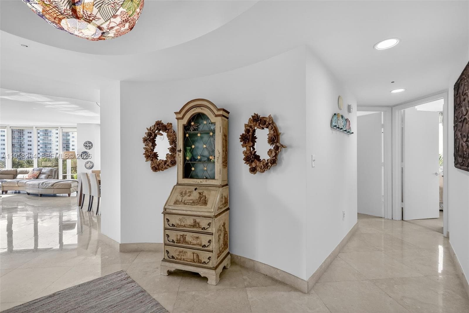 19333 Collins Ave 510 photo 5