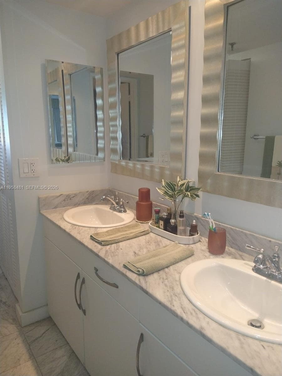 9341 Collins Ave 806 photo 13