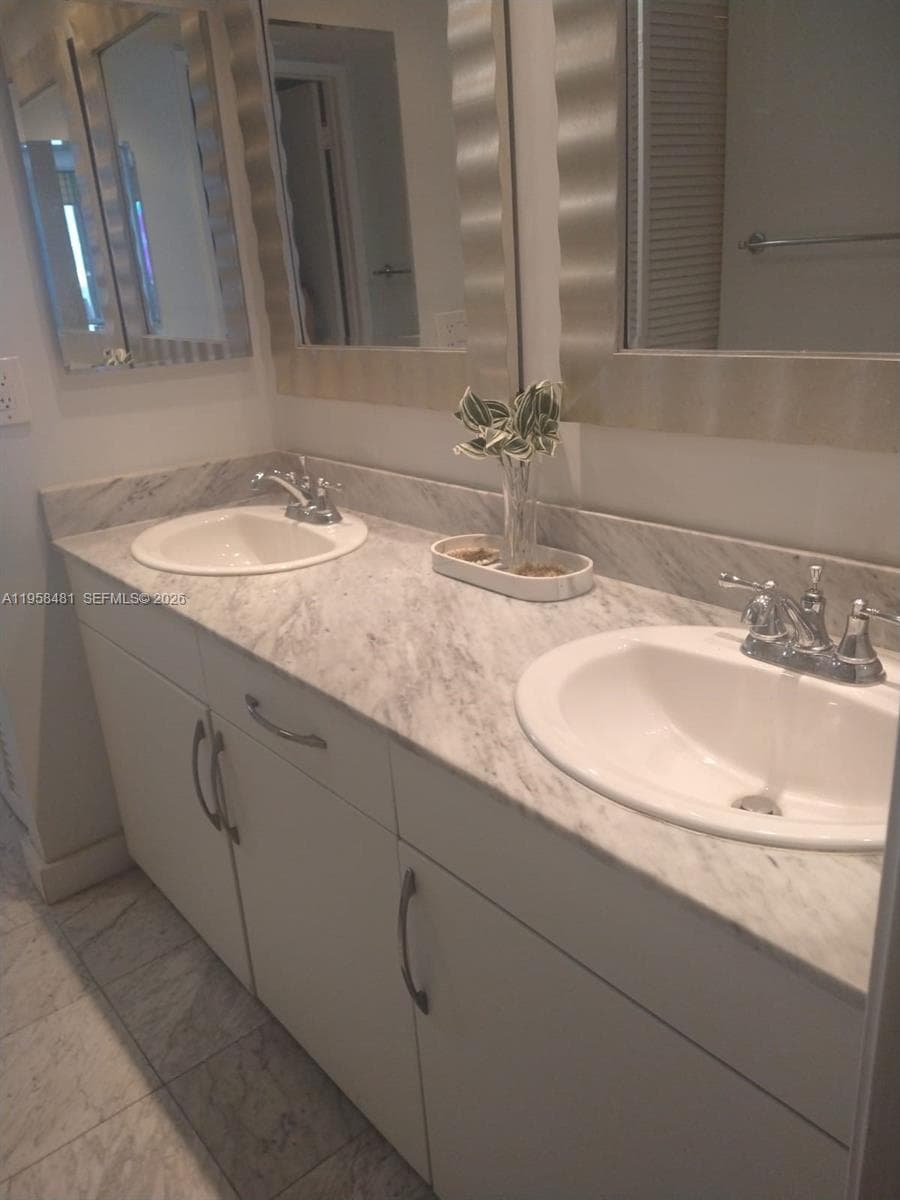 9341 Collins Ave 806 photo 25