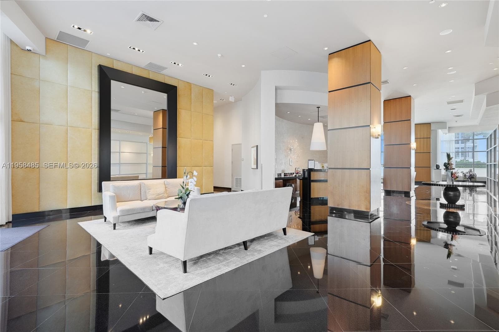 3101 S OCEAN 1802 photo 7