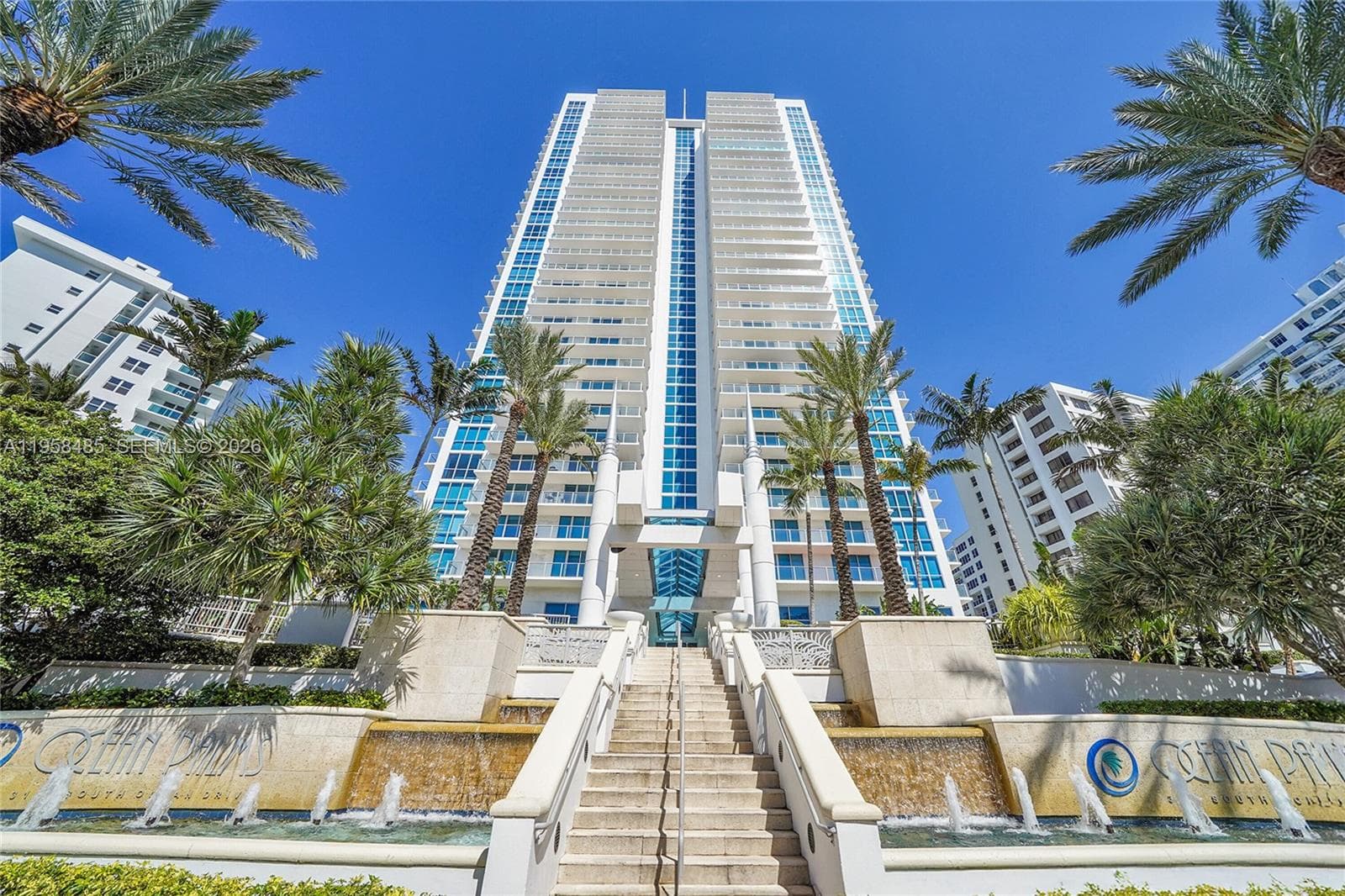3101 S OCEAN 1802 photo 3