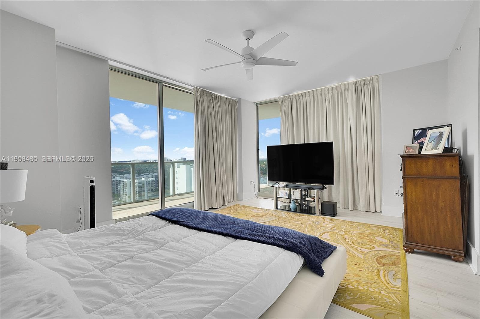 3101 S OCEAN 1802 photo 14
