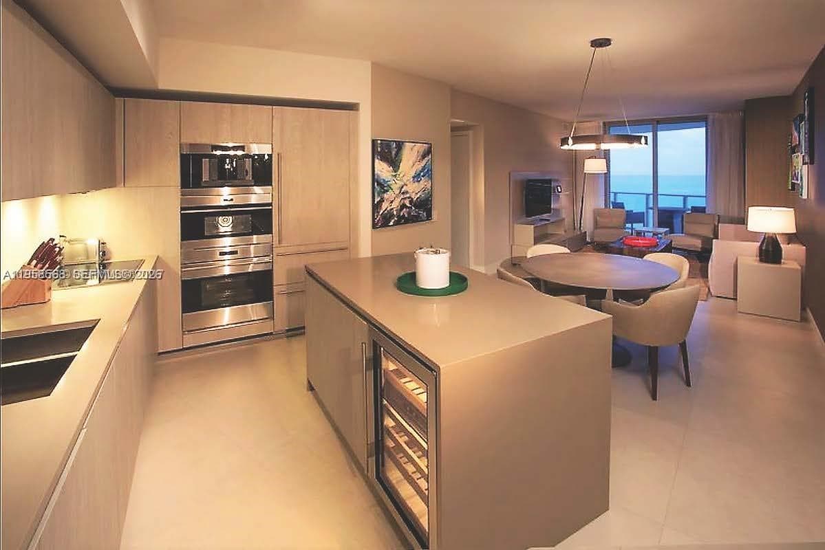 4111 S Ocean Dr 3304 photo 1