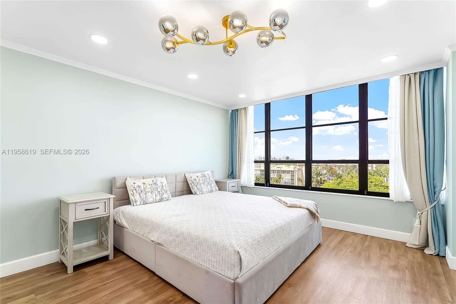 600 Three Islands Blvd 604 photo 19