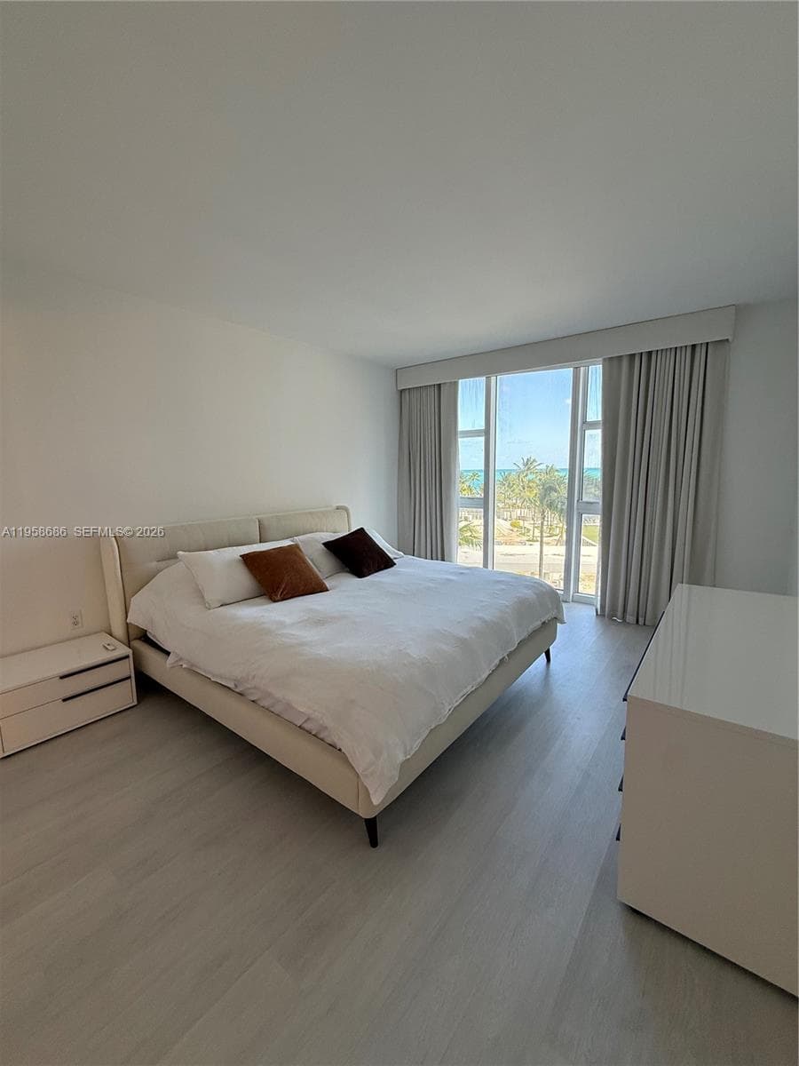 10275 Collins Ave 420 photo 10