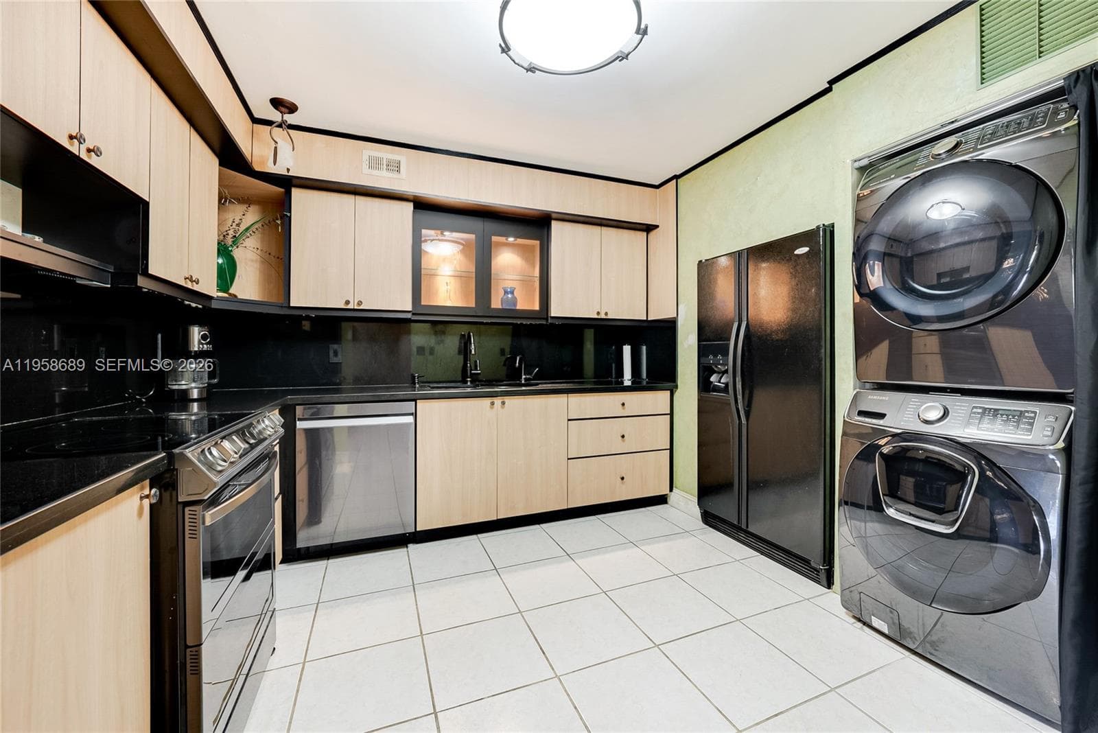 2802 46th Ave B425 photo 6
