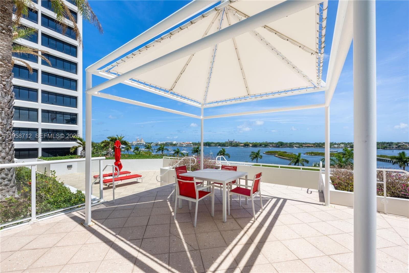 529 S Flagler Dr 19G photo 16