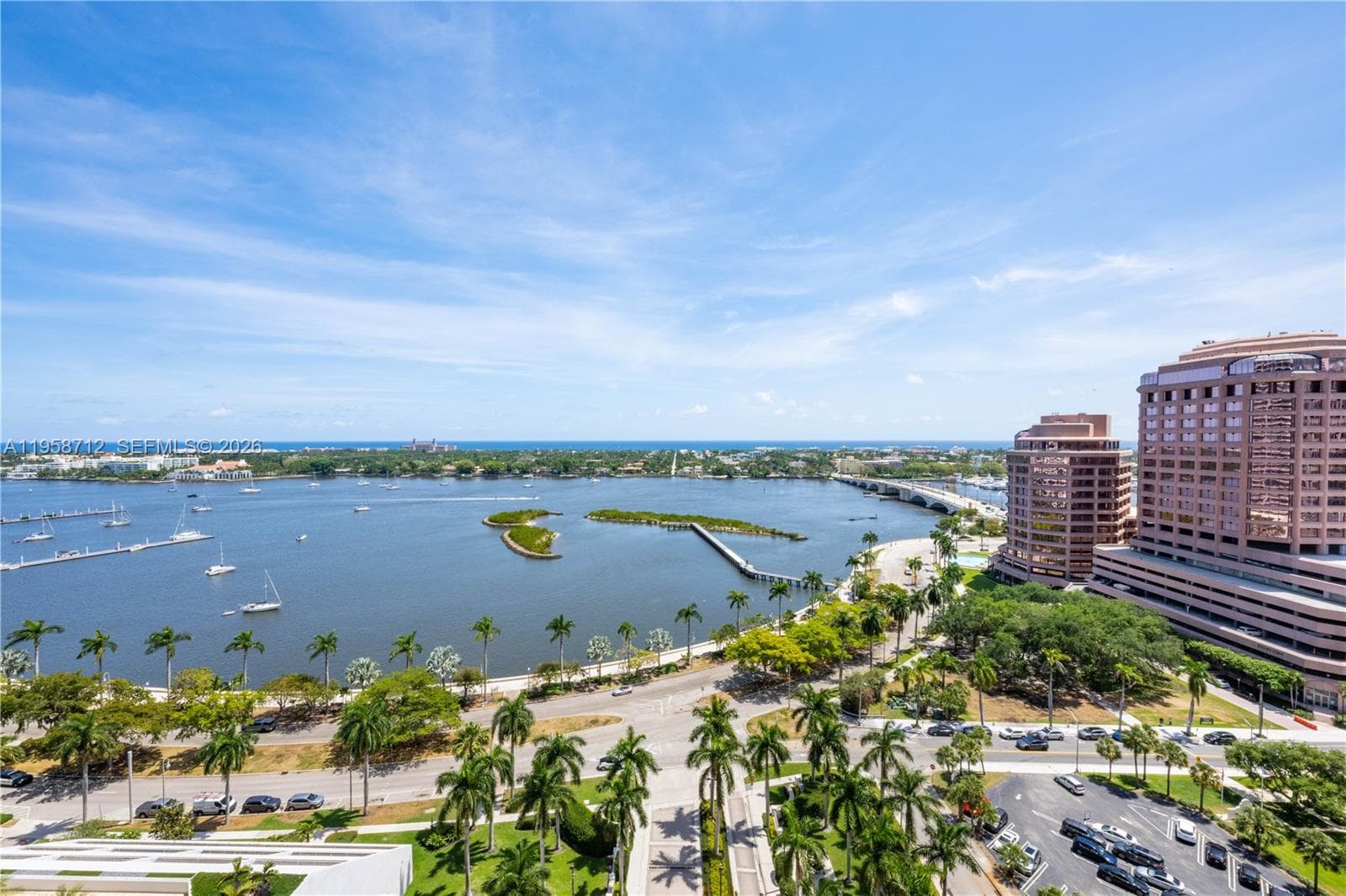 529 S Flagler Dr 19G photo 1