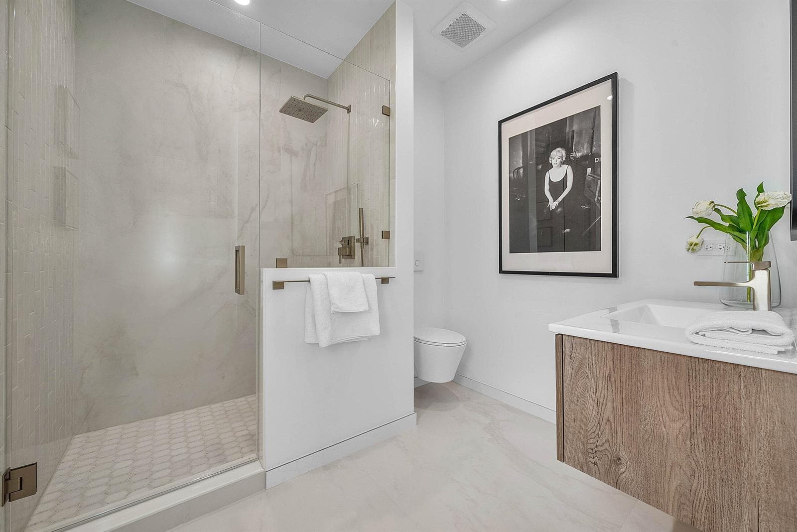 230 Pershing Way photo 25