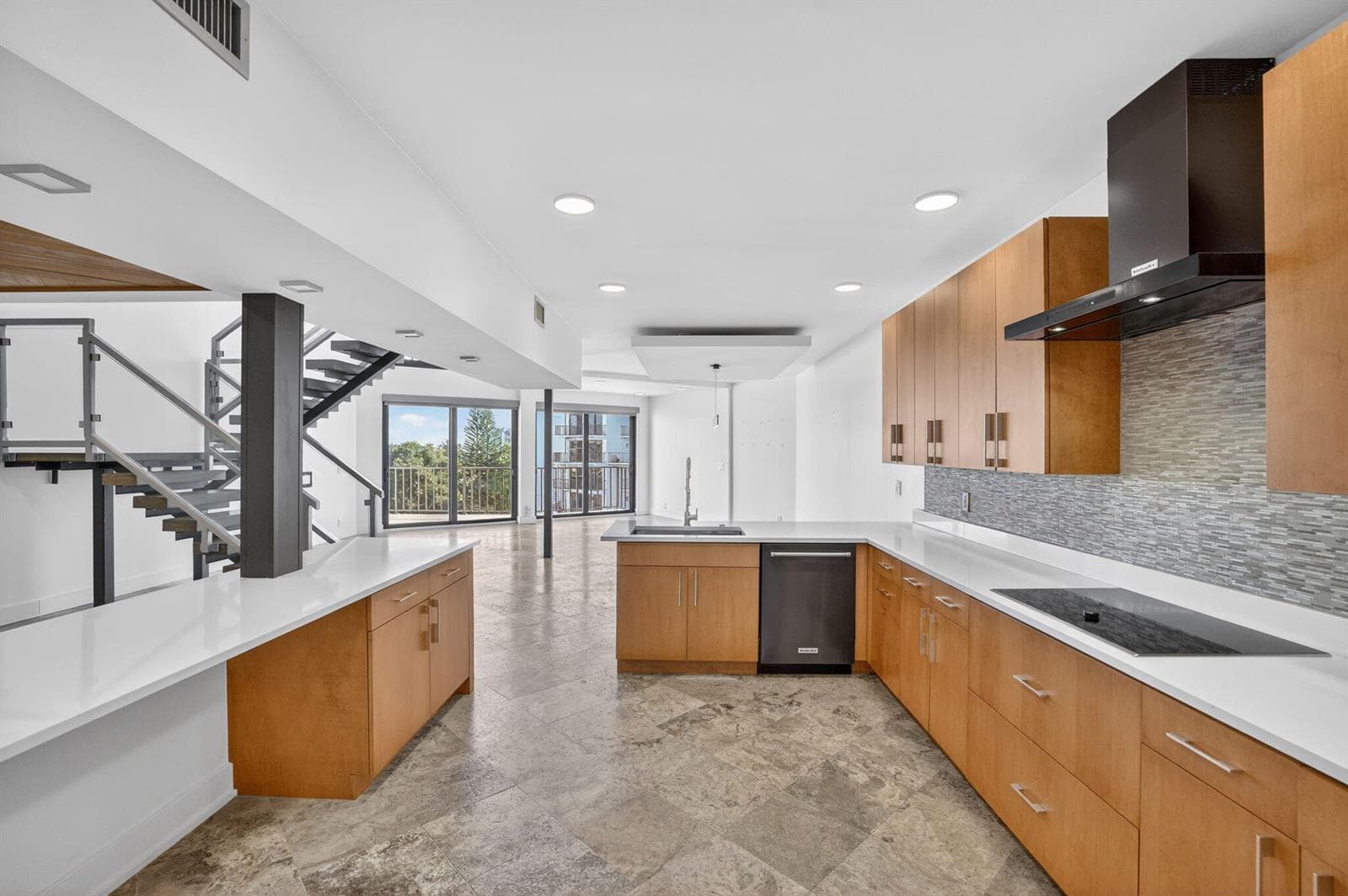 1035 S Federal Highway 402 photo 13