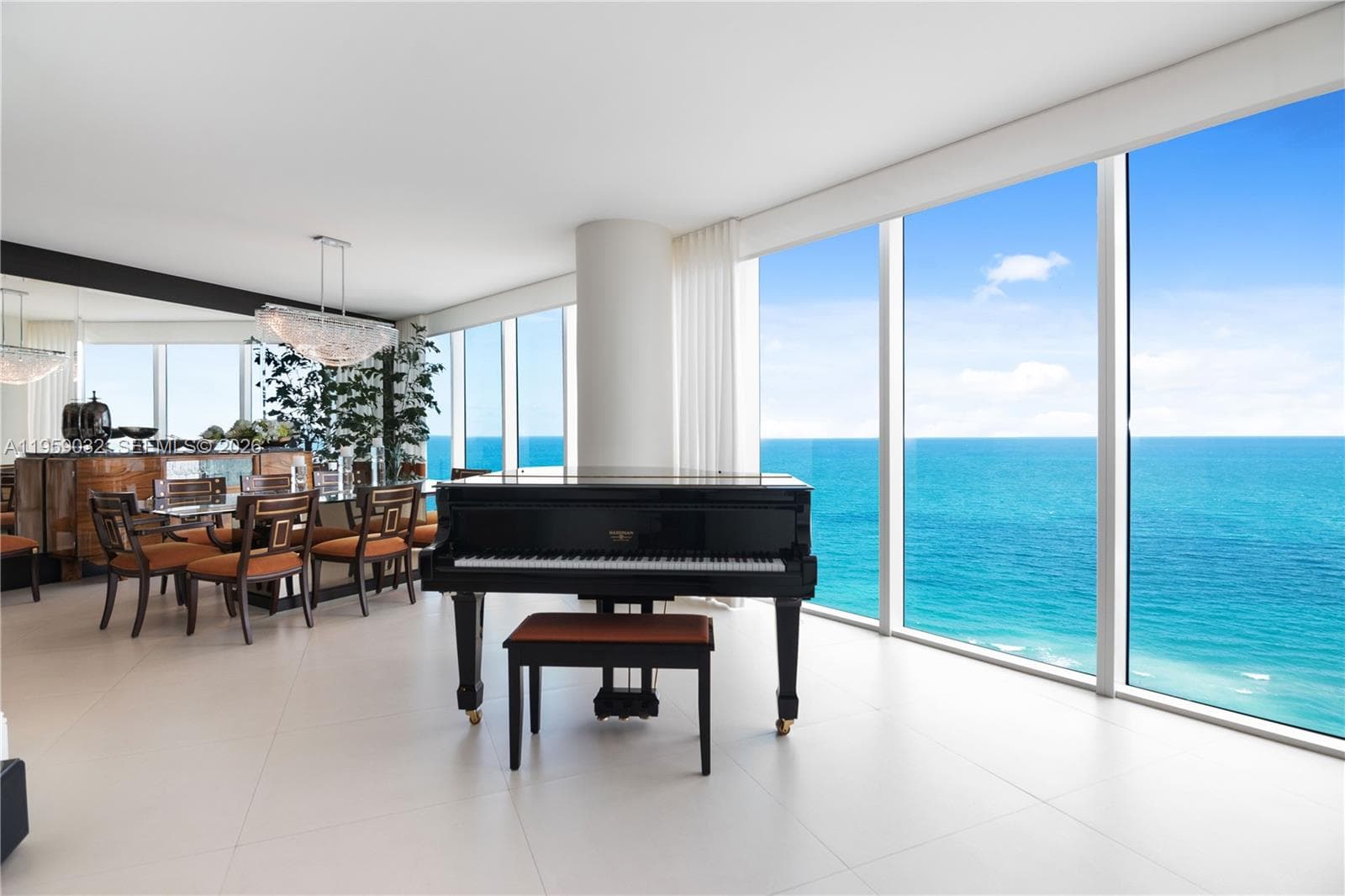 2711 S Ocean Dr 2205 photo 1