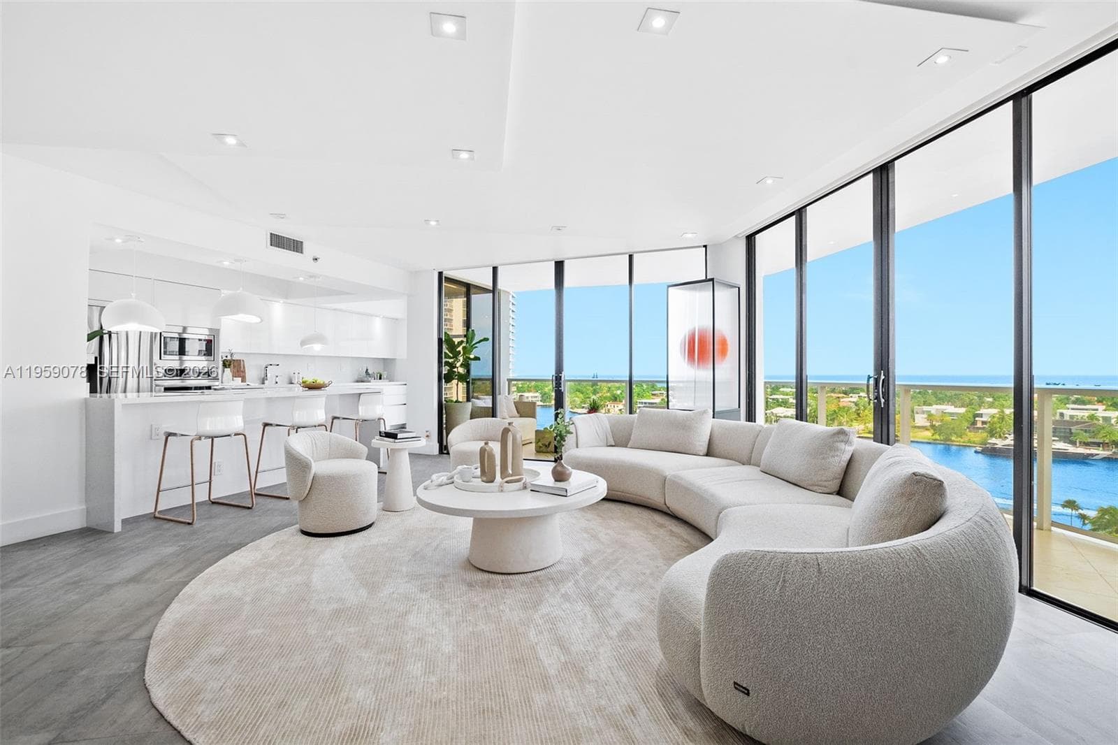 20281 Country Club Dr 808 photo 4