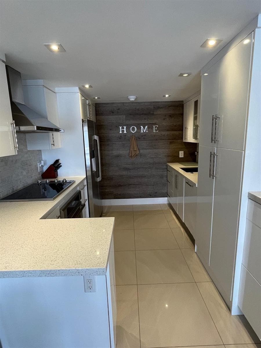 133 N Pompano Beach Boulevard 211 photo 8
