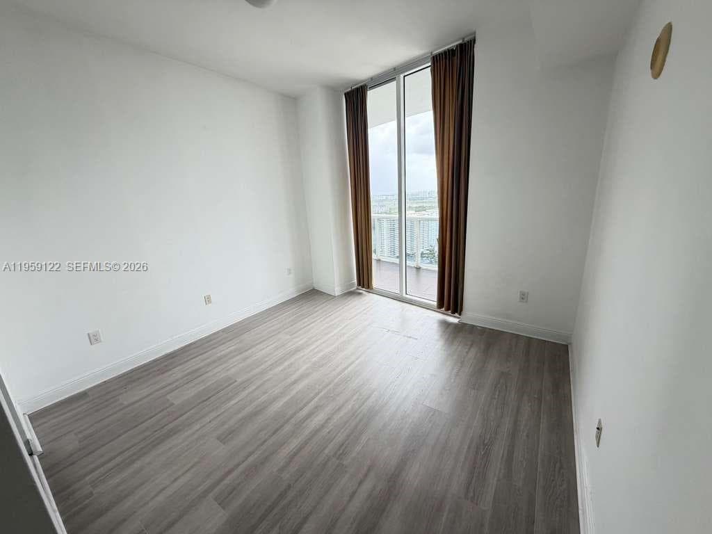 15901 Collins Ave 3005 photo 15