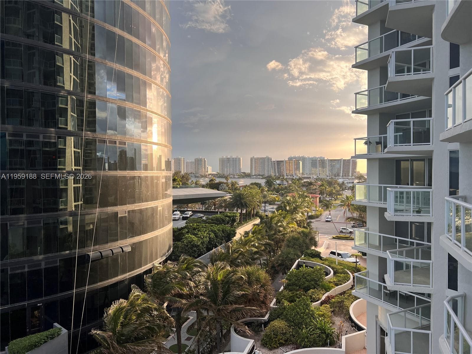 18671 Collins Ave 601 photo 13