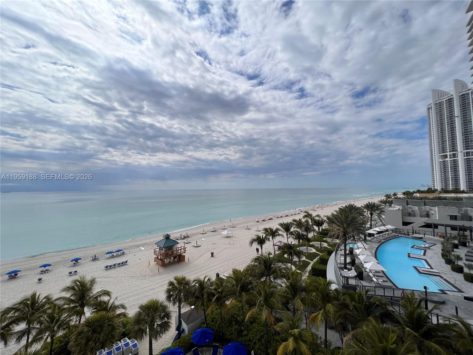 18671 Collins Ave 601 photo 8