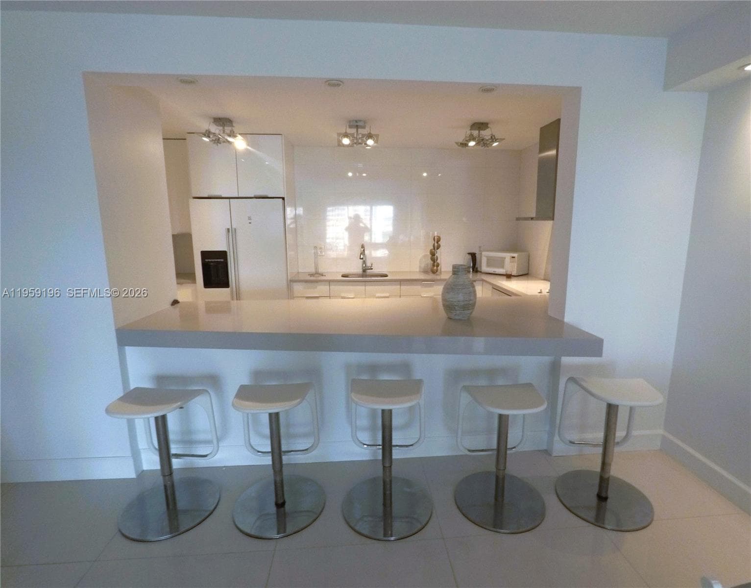 19390 Collins Ave 1223 photo 12