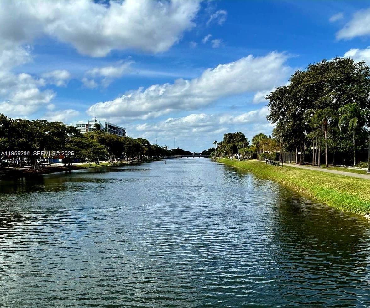 16850 Glades Dr 4J photo 19