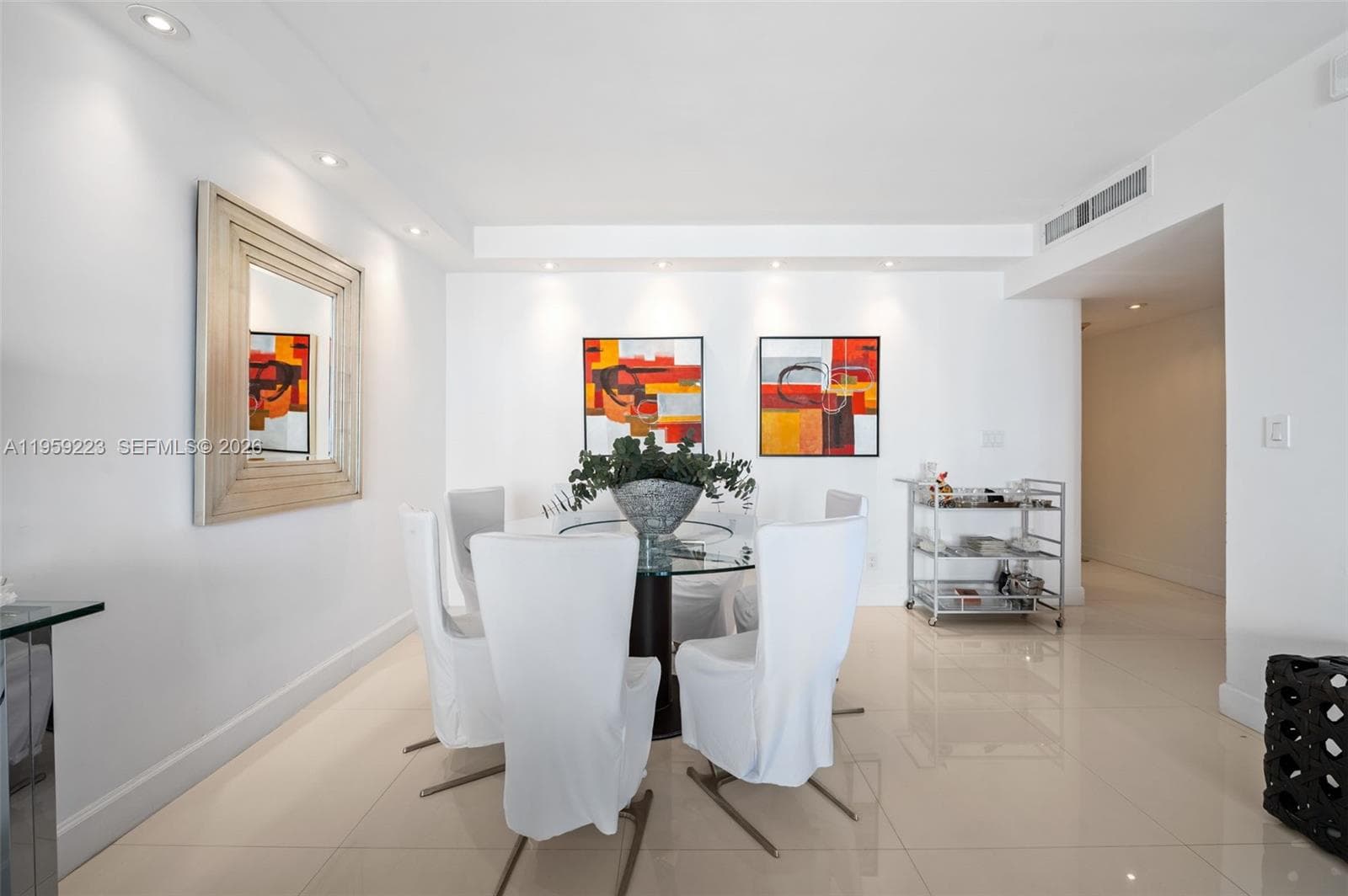 19390 Collins Ave 1221 photo 5