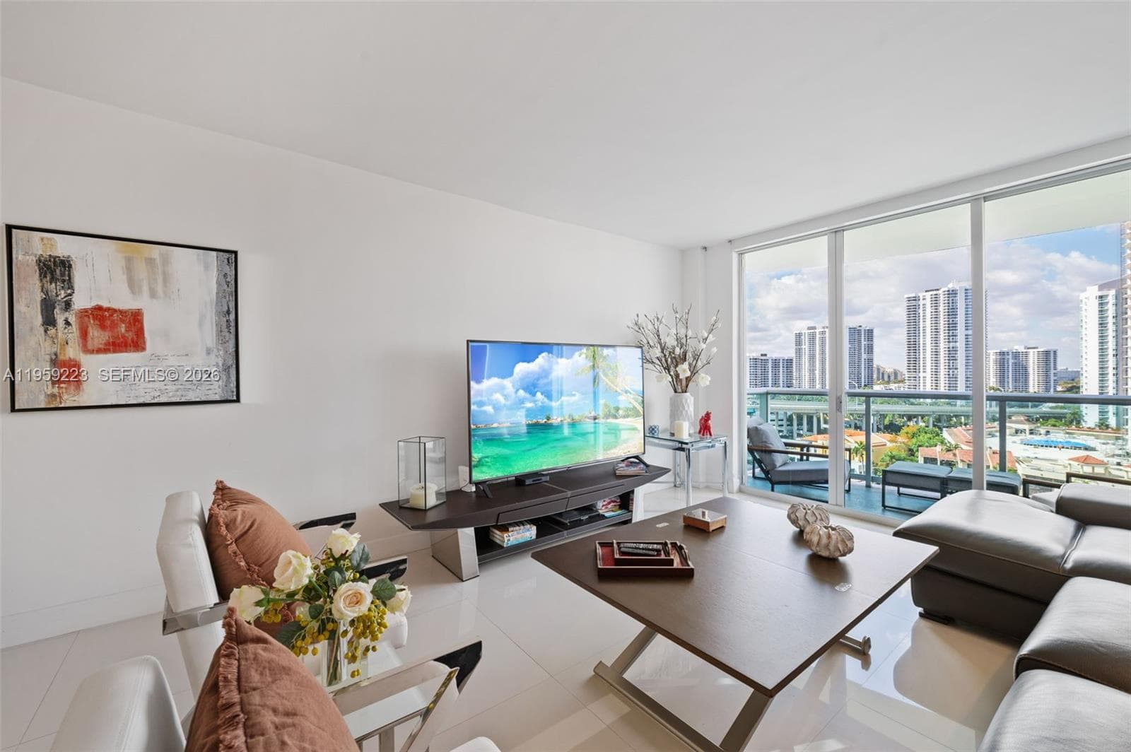19390 Collins Ave 1221 photo 9