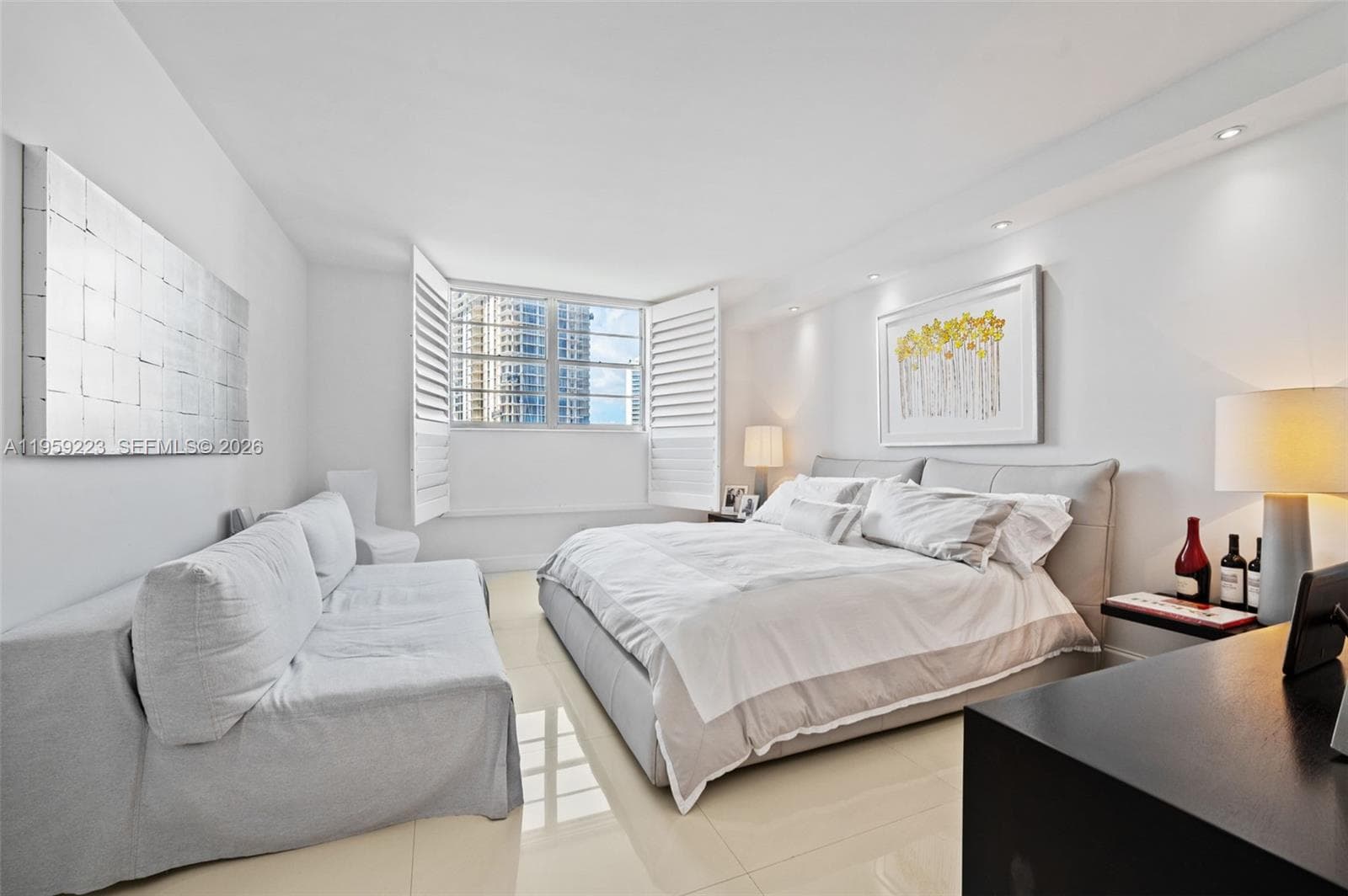 19390 Collins Ave 1221 photo 14