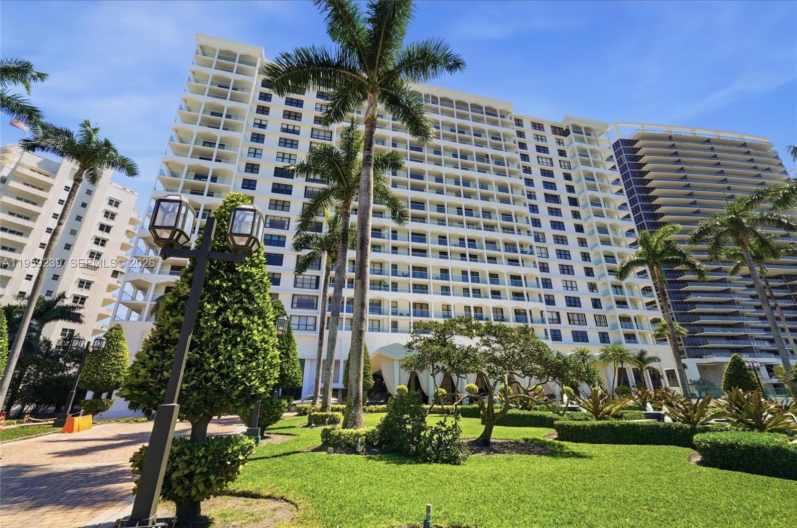 9801 Collins Ave 14D photo 12