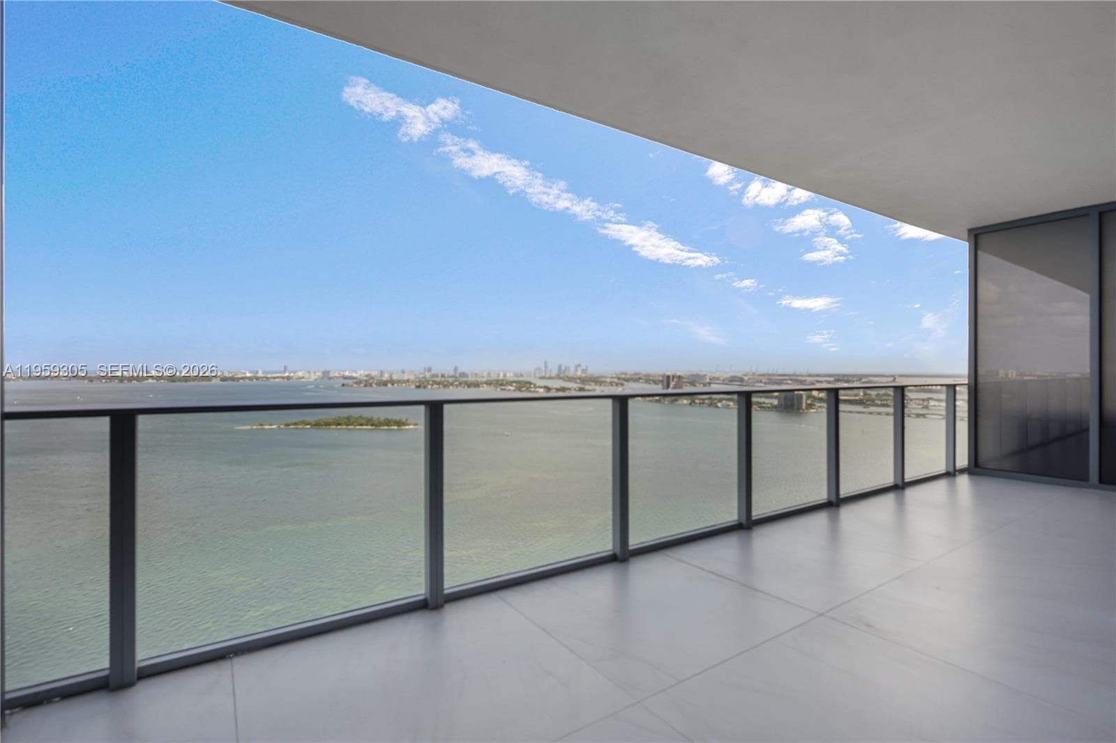 700 24 Street 2803 photo 18