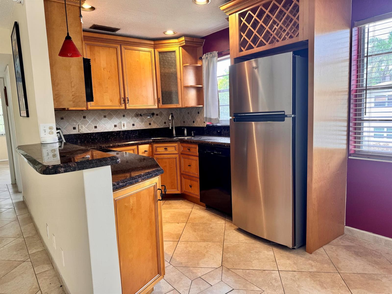 56 Windsor C photo 15